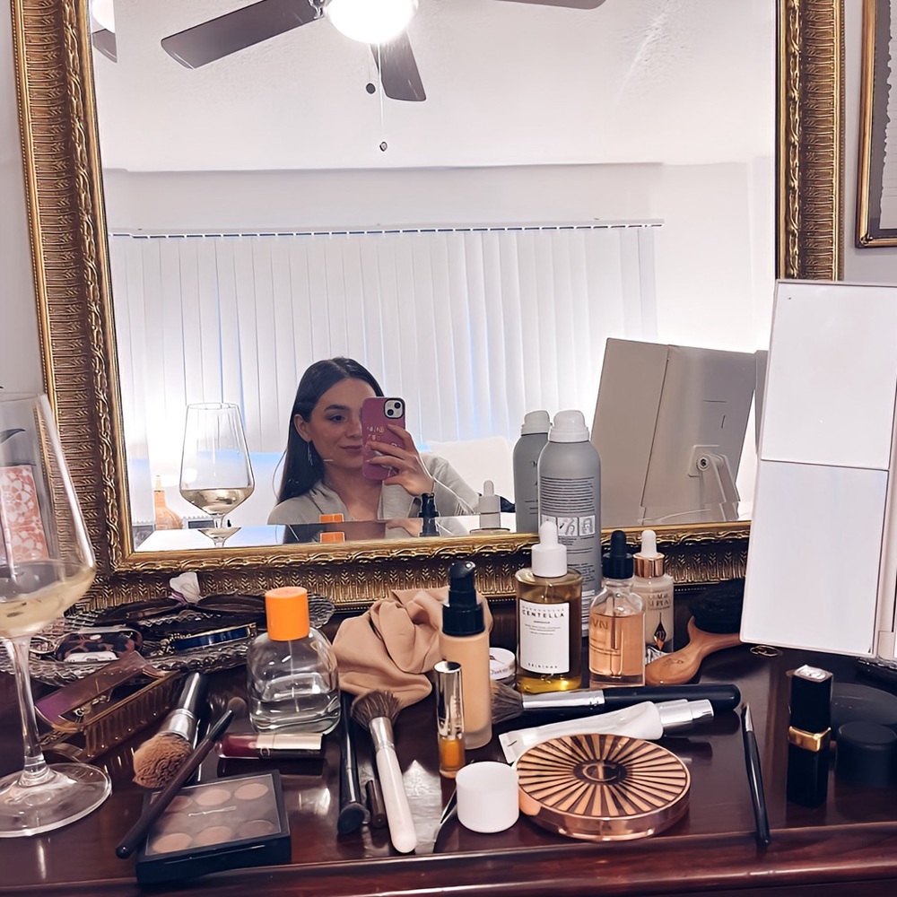 Meet your Posher, Alyssa